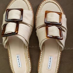 Tahari sandals